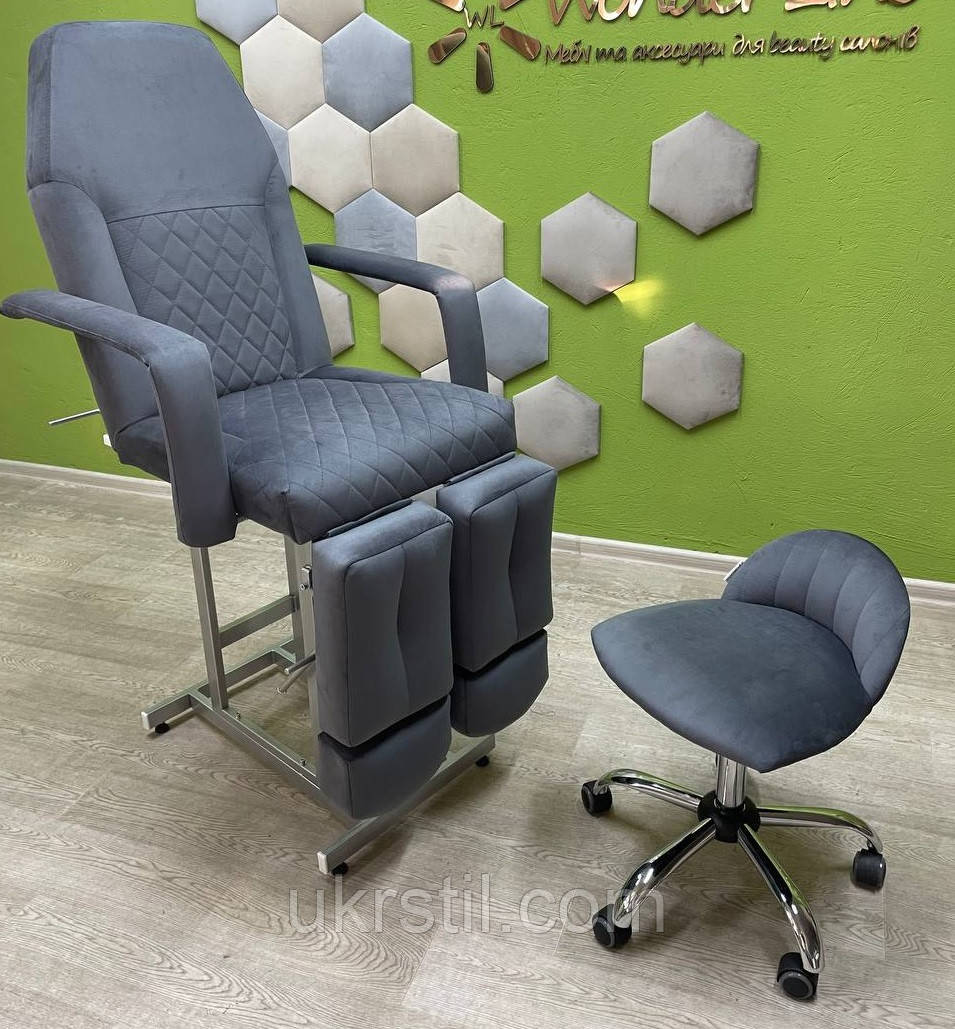 Педикюрное кресло Tertio со стульчиком для педикюра Rior - фото 4 - id-p2152220594