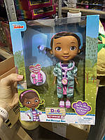 Кукла доктор Плюшева 22 см в халате Disney Pet Rescue Doc McStuffins Doll 92494 оригинал