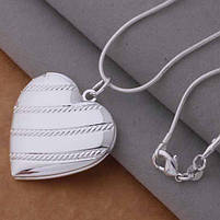 Медальйон для фото з ланцюжком. Серце кулон для закоханих з ювелірного сплаву. Підвіска серця на подарунок, фото 3