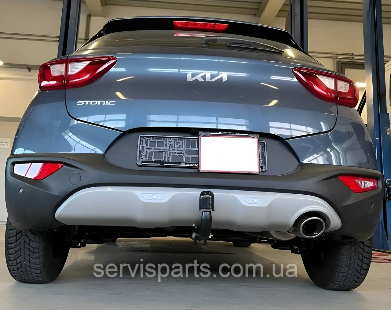 Фаркоп Kia Stonic 2017-2020 (Кіа Стонік) польський, гак на болтах