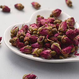 Сушена чайна троянда – бутони, 20 г (для чаю, десертів і декору)