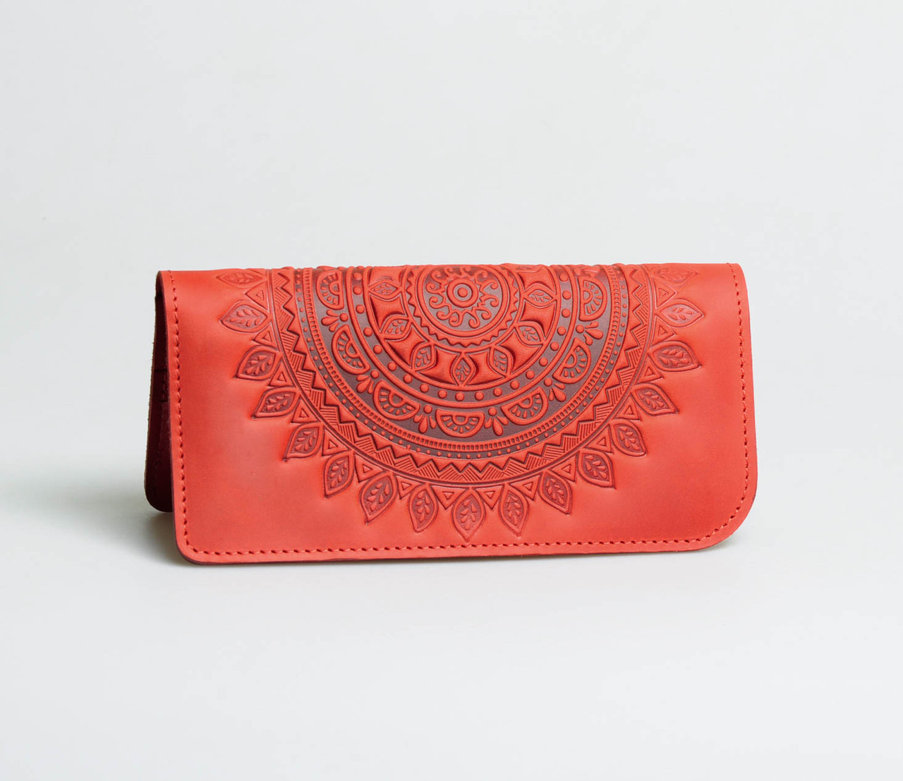 Гаманець з тисненим орнаментом "Мандала", натуральна шкіра, ручна робота, червоного кольору, 20х10 см, фото 1