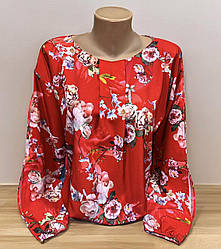 Блуза жіноча в червоному кольорі з квітковим принтом і довгим рукавом розміри від 44 по 64