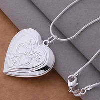 Кулон сердце на цепочке из ювелирного сплава. Открывающиеся медальон в форме сердца на подарок