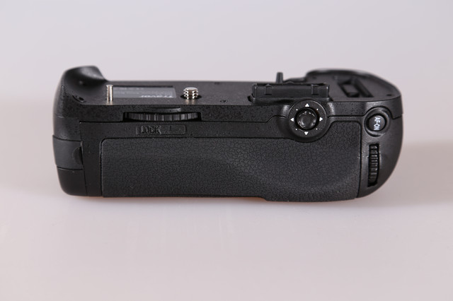 Батарейний блок (бустер) Магнієвий Travor Premium для Nikon d800