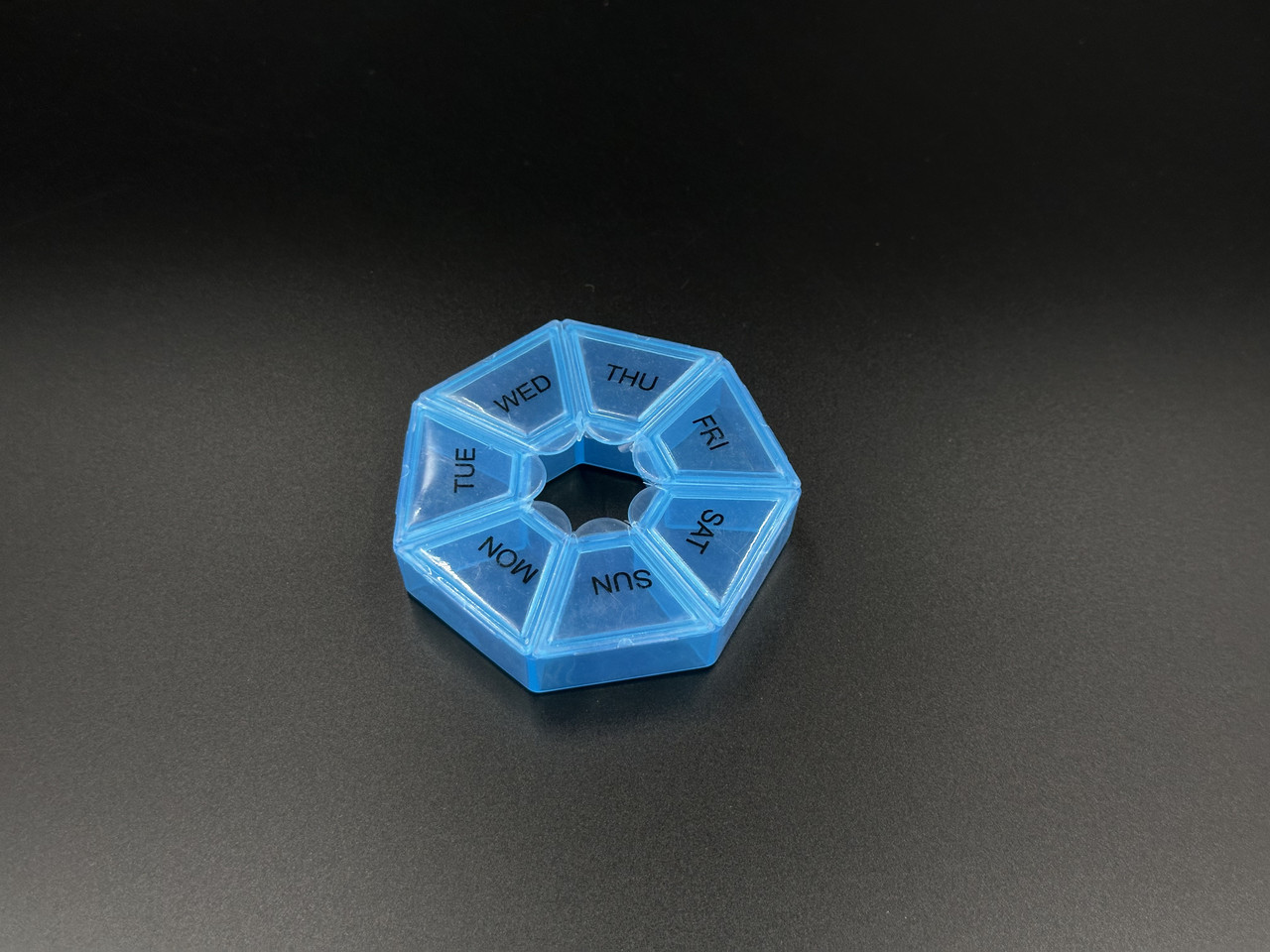 Органайзер для таблеток на 7 відділень "Блакитний" 75х75х17мм, фото 1