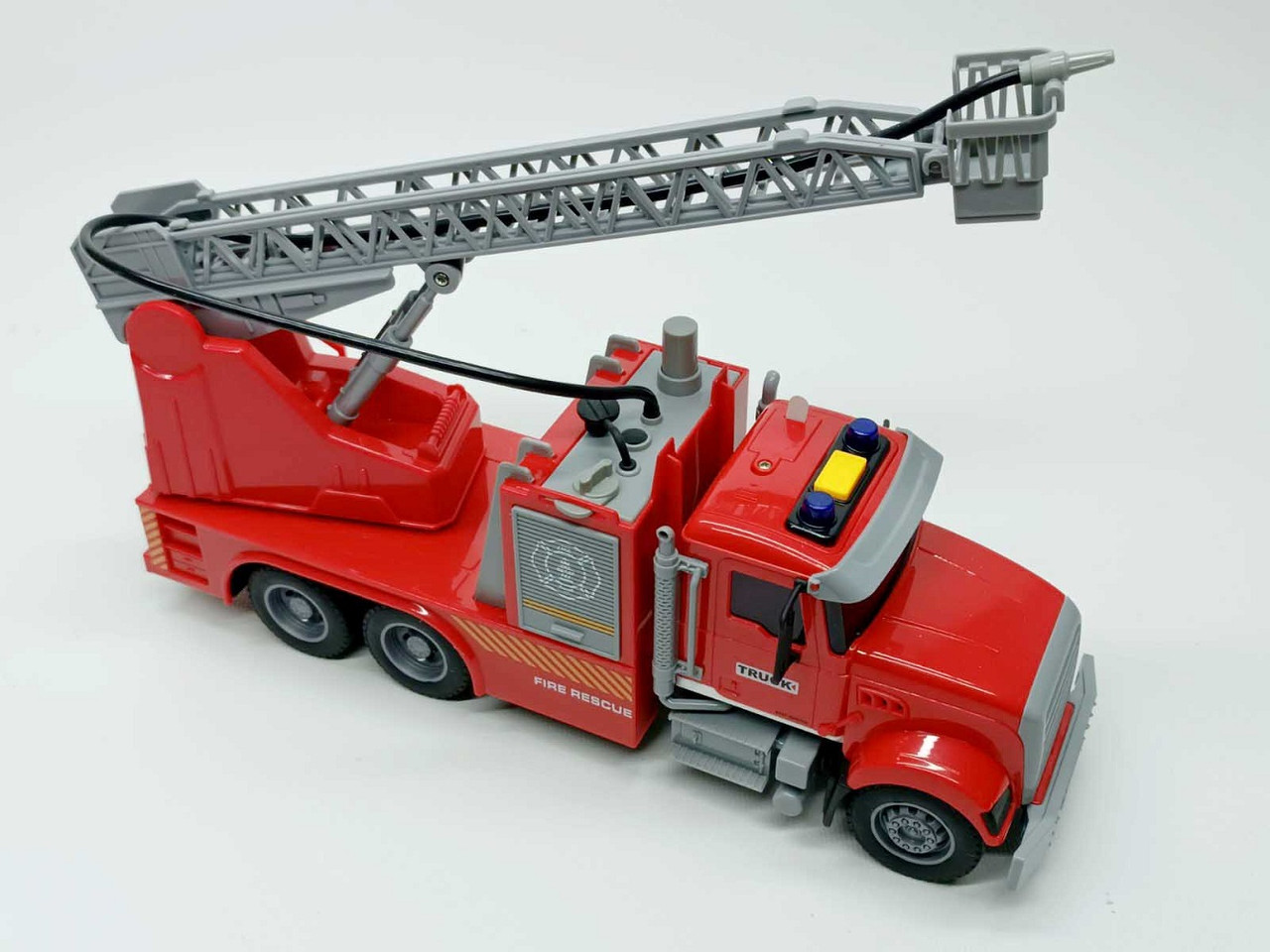 Машинка Yi wu jiayu Пожежний кран "Fire Engsne Truck" 30 см бризкає водою PY6931A