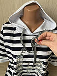 Гарна стильна бавовняна жіноча футболка Gertie смугаста з капюшоном, Розмір 50,52,54, 56, фото 3