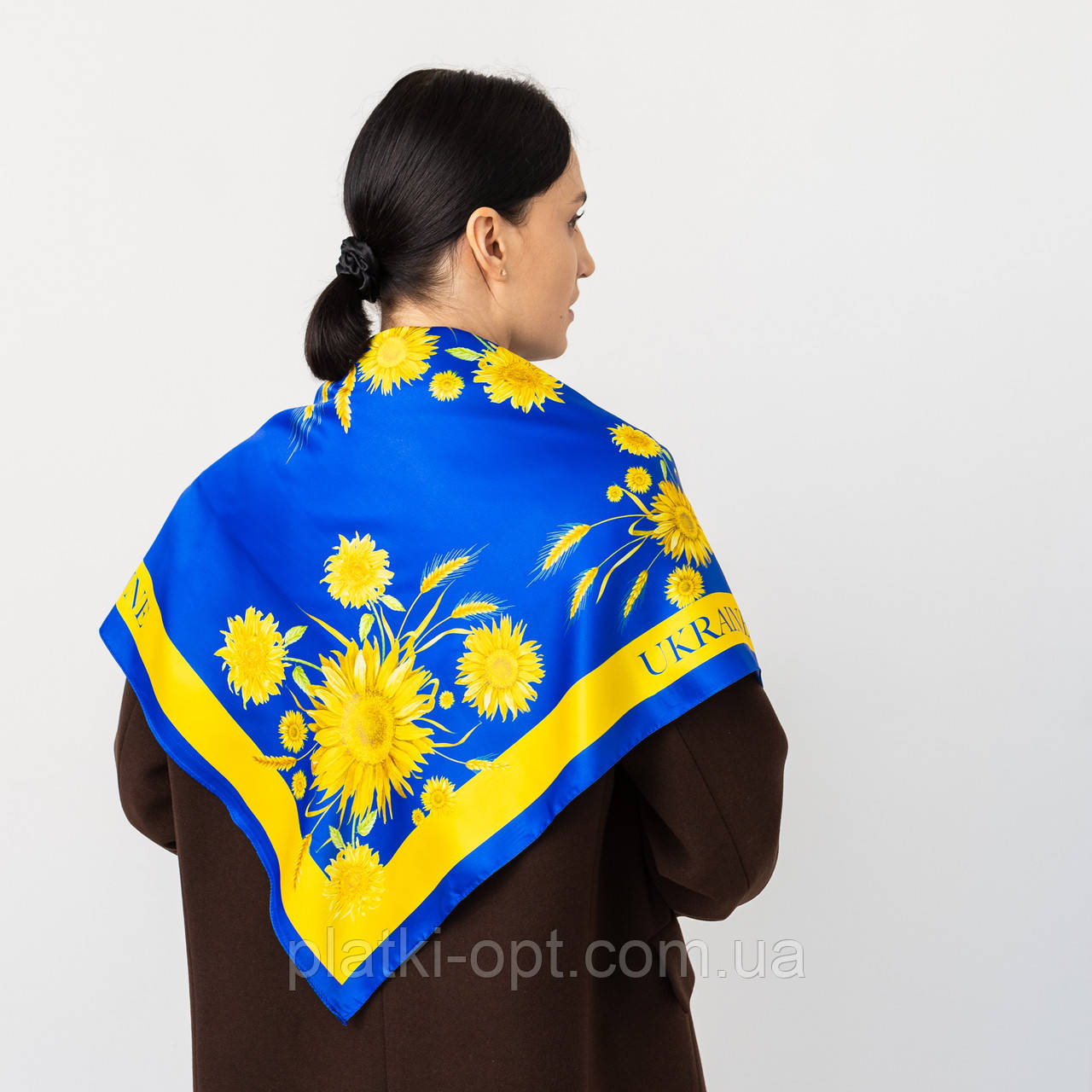 Хустка патріотична (атлас) 90х90 см., фото 1