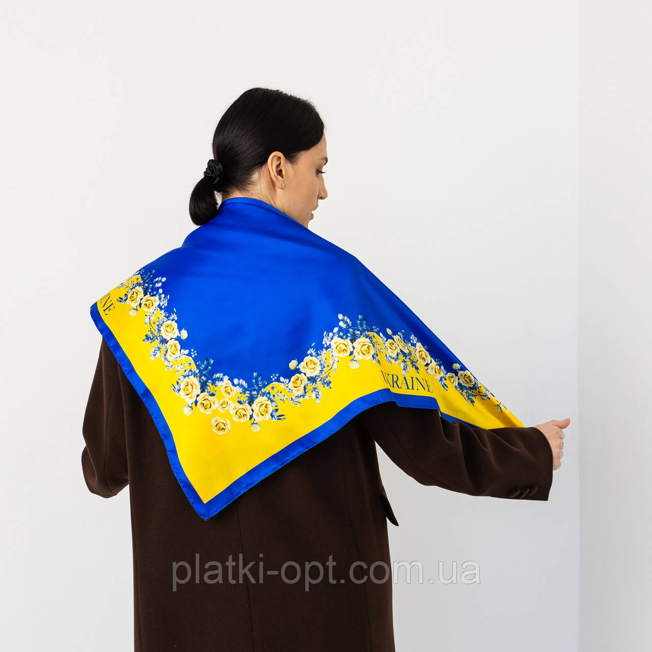 Хустка патріотична (атлас) 90х90 см.