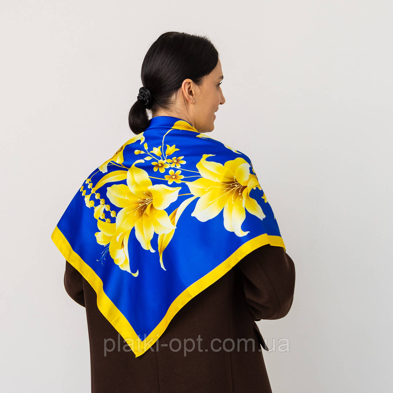 Хустка патріотична (атлас) 90х90 см.