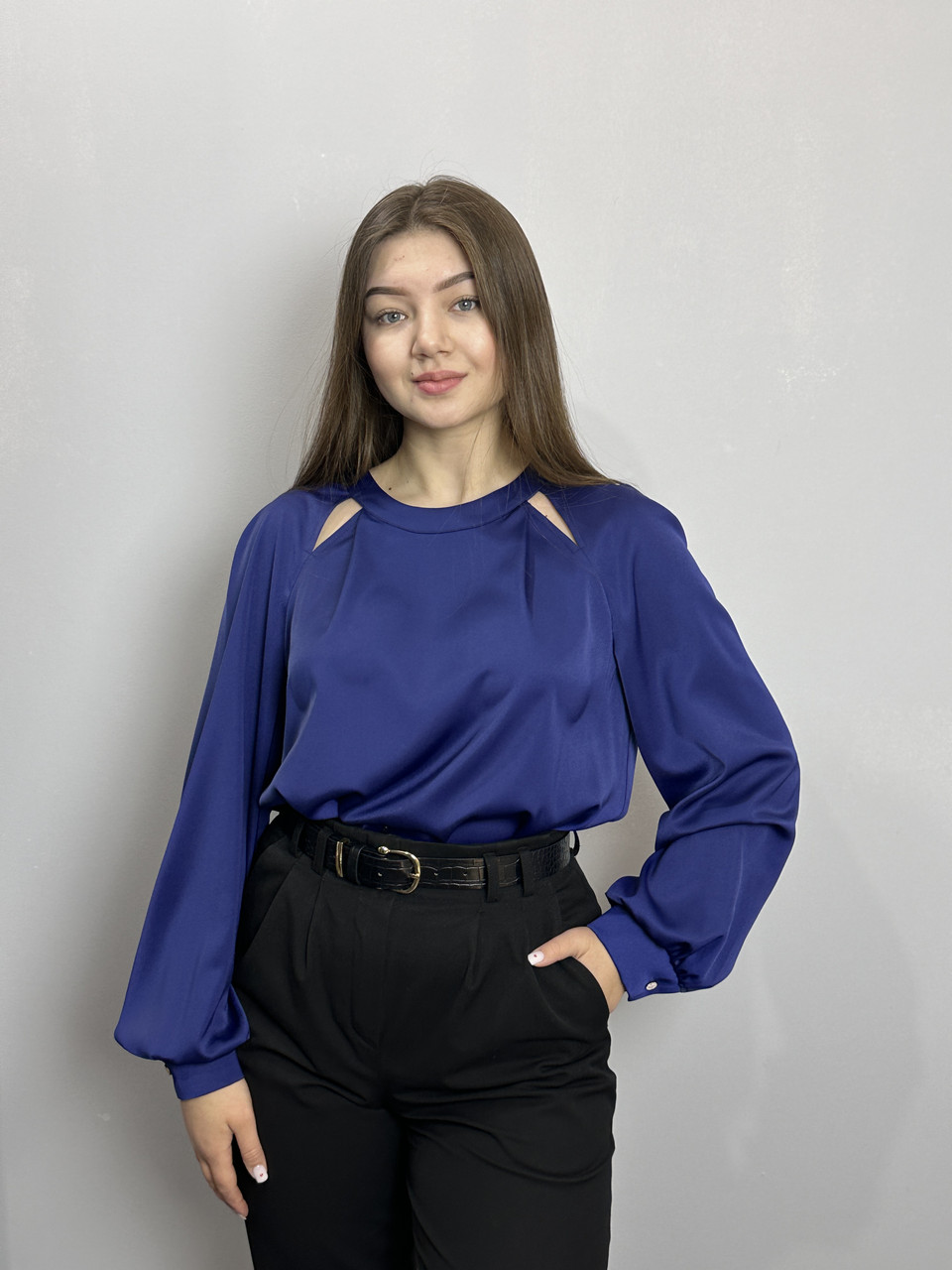 Блуза жіноча дизайнерська синя однотонна Modna KAZKA MKJL30702