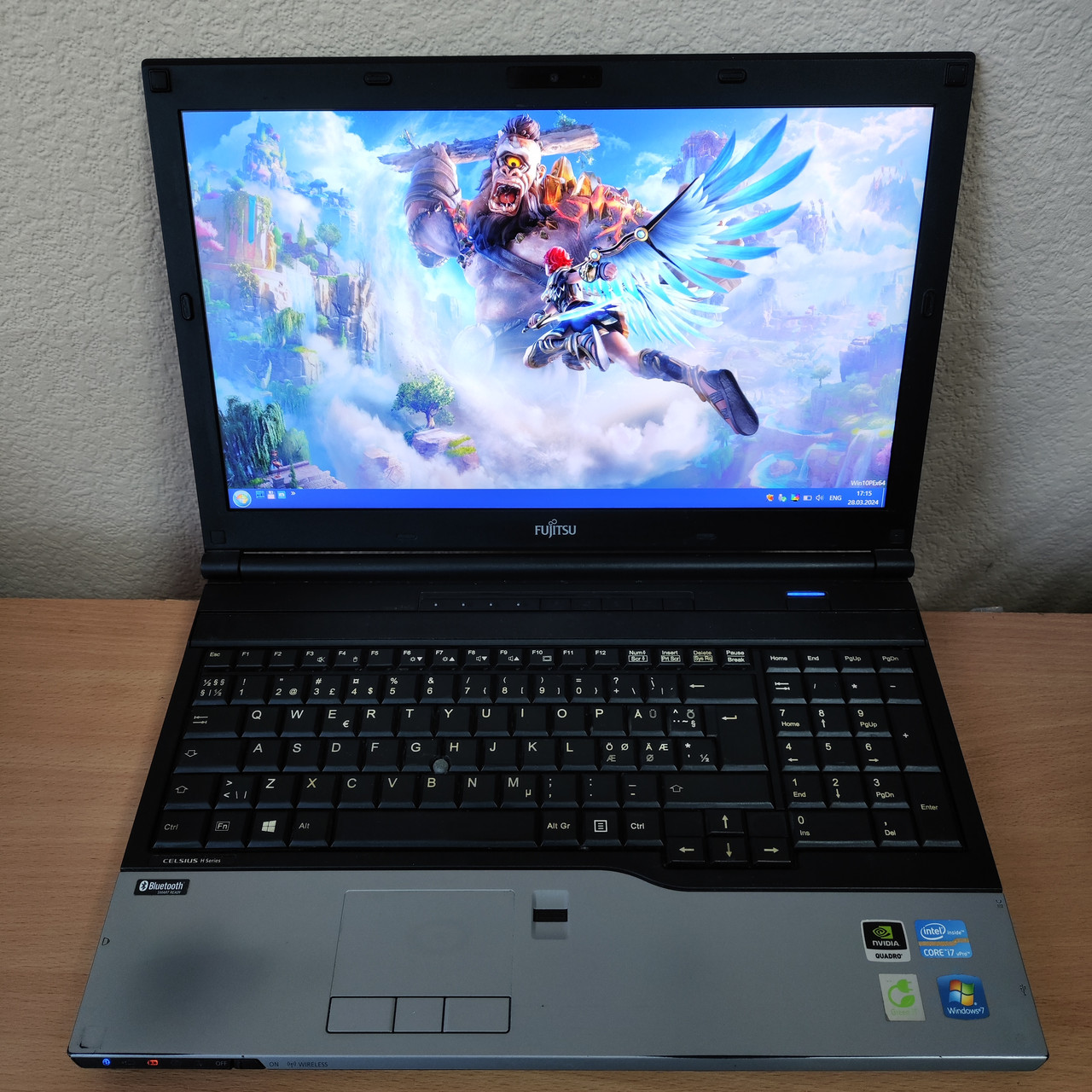 Ігровий Ноутбук Fujitsu Celsius H720 15,6" i7-3720QM (3,6 GHz)/RAM 8 ГБ/240 SSD NVIDIA Quadro K1000M 2Гб