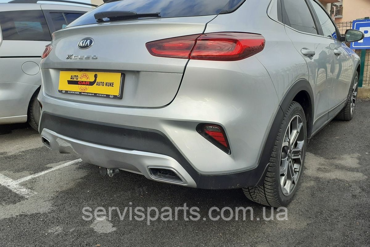 Фаркоп Kia Xceed 2019- (Кіа Х-Сід) автомат на ручці