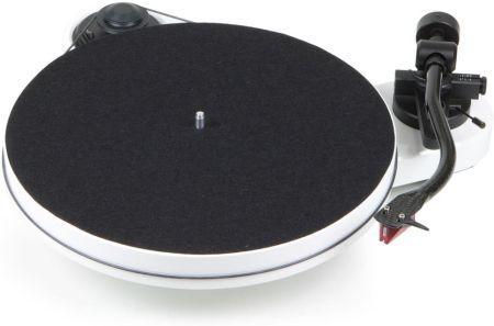 Програвач вінілових дисків Pro-Ject RPM 1 Carbon