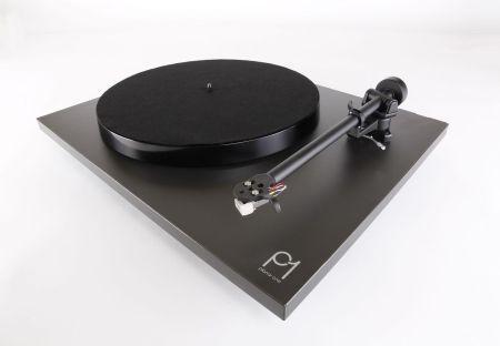 Програвач вінілових дисків Rega Planar 1 Matt Black Carbon