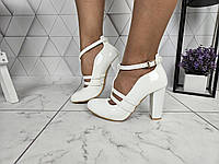 Туфли белые на широком каблуке с ремешком застежкой, Размер 40 (26 см)