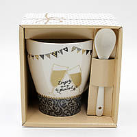 Подарочная кружка с ложкой белая, чашка для чая/кофе на праздник, универсальная кружка 340 мл с рисунком