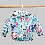 Дитяча курточка вітровка Малюнки на блакитному розмір 74, фото 3