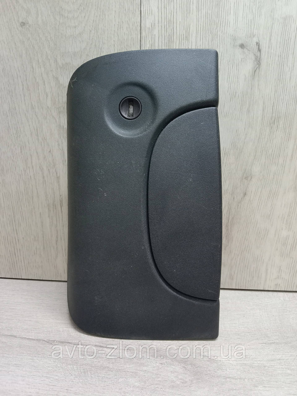 Зовнішня ручка задніх дверей Renault Kangoo 1. Рено Кенґо. 7700303588., фото 1