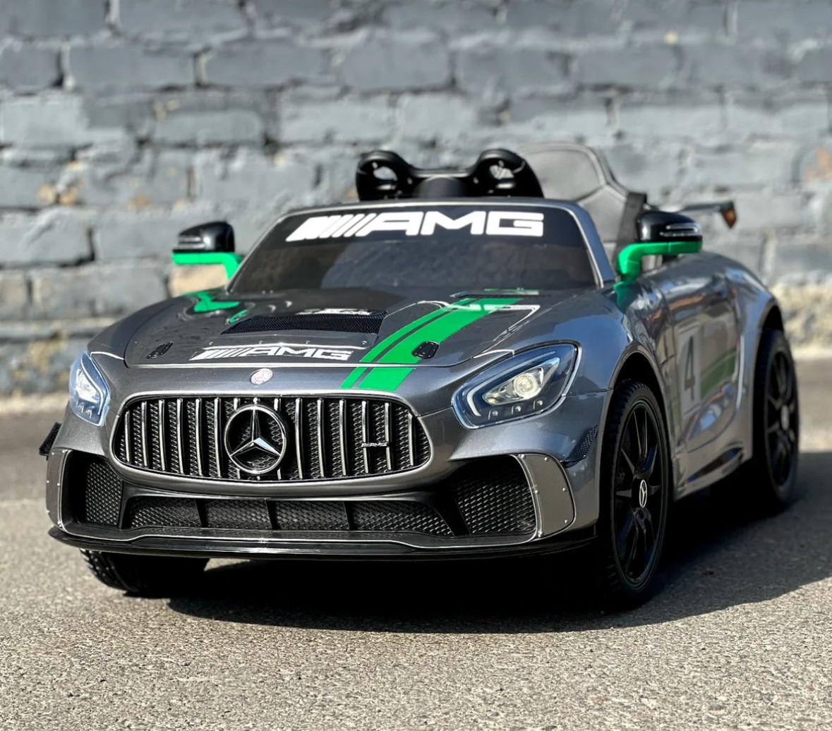 Дитячий електромобіль Mercedes AMG GT на акумуляторі