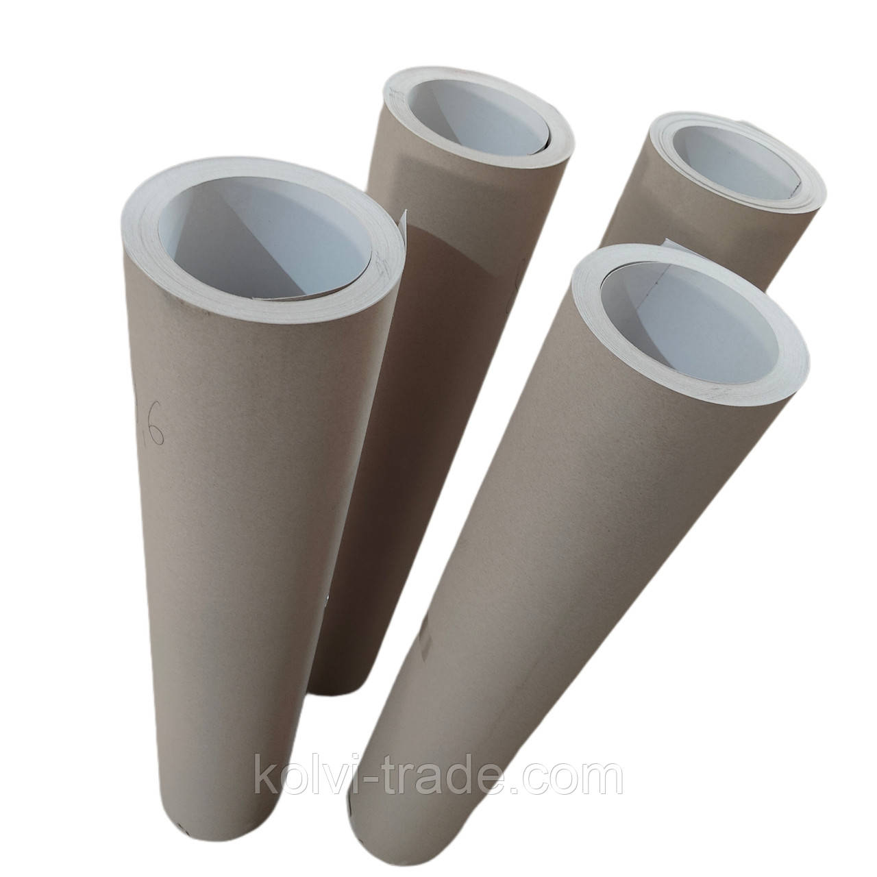 Картон хром-ерзац, в рулоні для викрійок 1050мм*25м, щільність 420г/м2, товщина 0.6мм, вага 10кг