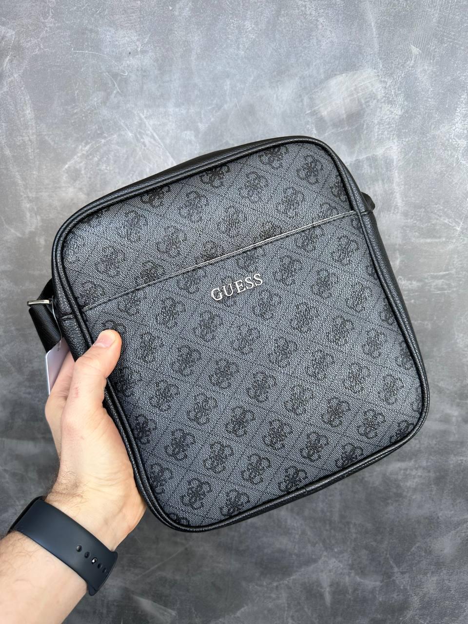 Чоловіча Чорна Сумка Месенджер Guess