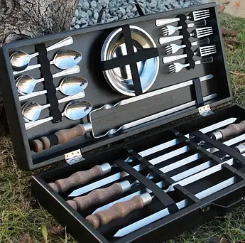 Подарунковий набір шампурів в дерев'яному ящику, подарунок для відпочинку на природі чоловіка