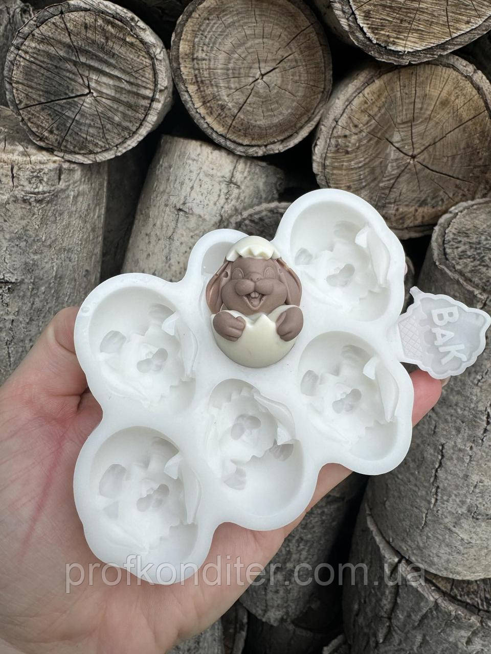 Ексклюзив. Силіконовий молд для шоколаду, мастіки, карамелі та ін "Цукерки - Зайченя в яйці", фото 1