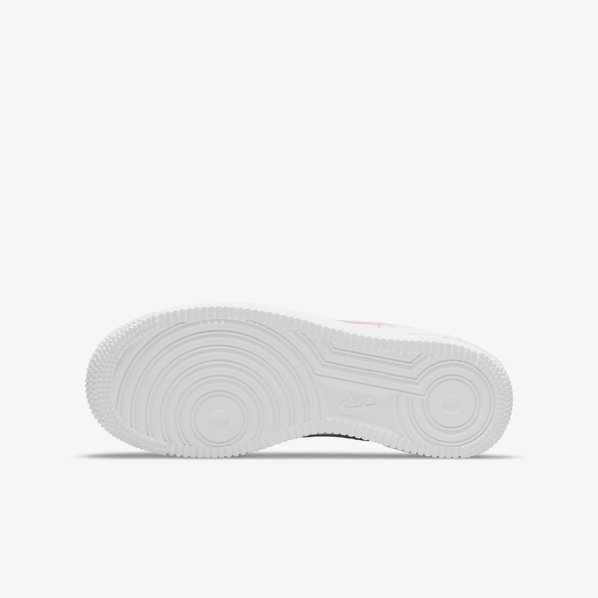 Кросівки Nike Air Force 1 White CT3839-103 - фото 3 - id-p2153996846
