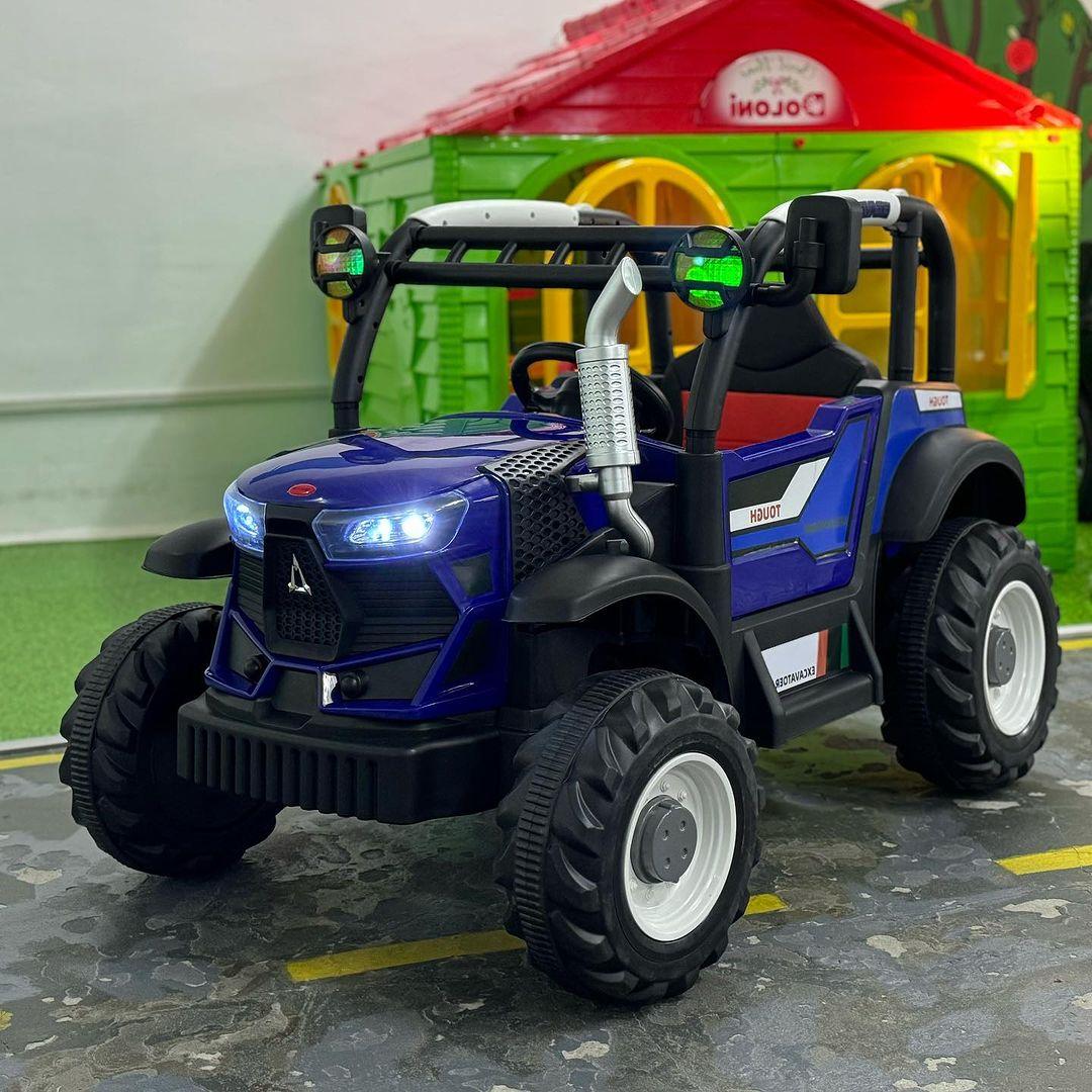 Дитячий електромобіль Трактор на акумуляторі Bambi M 5073 з пультом радіокерування на 3-8 років Синій, фото 1