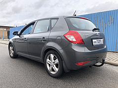 Фаркоп Kia Ceed хетчбек 2006-2012 (Кіа Сід) польський, без підрізання бампера