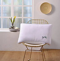 Подушка бамбуковая для сна Белая 50*70 см, Гипоаллергенная натуральная гладкая подушка BLIM