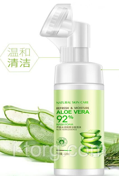 Пінка для вмивання з екстрактом алое вера з щіточкою Aloe Vera massage foam cleanser, 120 мл.