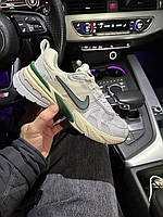 Женские кроссовки Nike Runtekk White/Green (бело-зеленые) модные демисезонные кроссы 2606 Найк