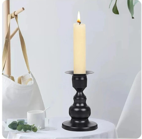 Свічник у класичному стилі на 1 свічку чорний