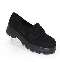 Жіночі замшеві туфлі на масивній підошві чорний