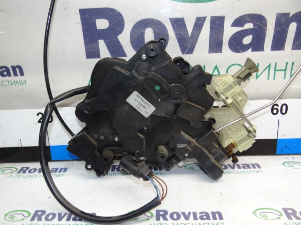 Замок двери сдвижной правой Volkswagen CADDY 3 2004-2010 (Фольксваген ...