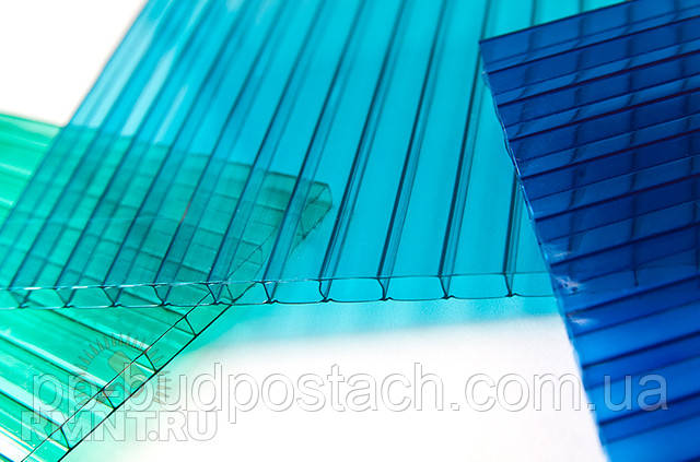 Будівництво паркану з полікарбонату Паркани з полікарбонату