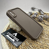 Чехол для IPhone X / Xs объемный с закрытой камерой противоударный силиконовый матовый толстый
