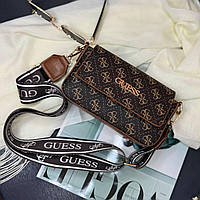Женская маленькая коричневая сумка Guess с плечевым ремнем. ADGS301