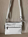 Сумка біла бежева жіноча стильна якісна на довгому ремінці, багато кишень, фото 5
