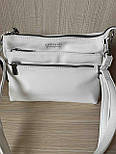 Сумка біла бежева жіноча стильна якісна на довгому ремінці, багато кишень, фото 2