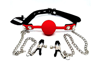 Кляп з кулькою та затискачами для сосків DS Fetish Locking gag with nipple clamps black/red, 4 см.