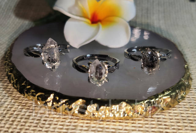 Элегантное колечко с натуральным херкимерийским алмазом от студии LadyStyle.Biz серебряное кольцо перстень украшения натуральный херкимерийский алмаз купить