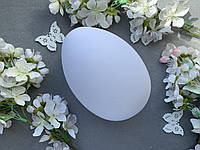 Яйцо из пластика бархат 15 х 9.7 см белого цвета