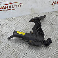 Форсунка омивача фари лівий Ford Mondeo III 2000-2007 Форсунка омивача фар Форд 1S7113L015AE 1307030163