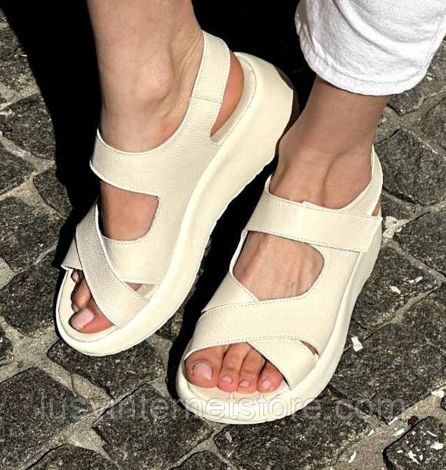 Шкіряні босоніжки на липучці від виробника модель ТН24-2242, фото 1