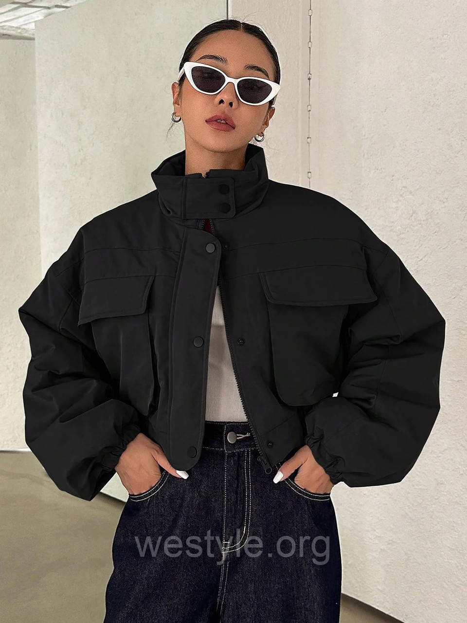 Куртка бомбер жіноча демісезонна — 018 чорний колір