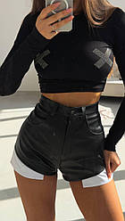Стильні жіночі міні шорти з екошкіри з акцентними кишенями Bm478